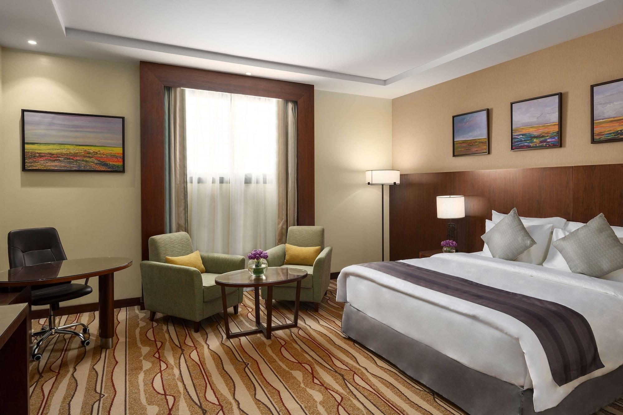 Radisson Blu Hotel, Бурайда Екстериор снимка