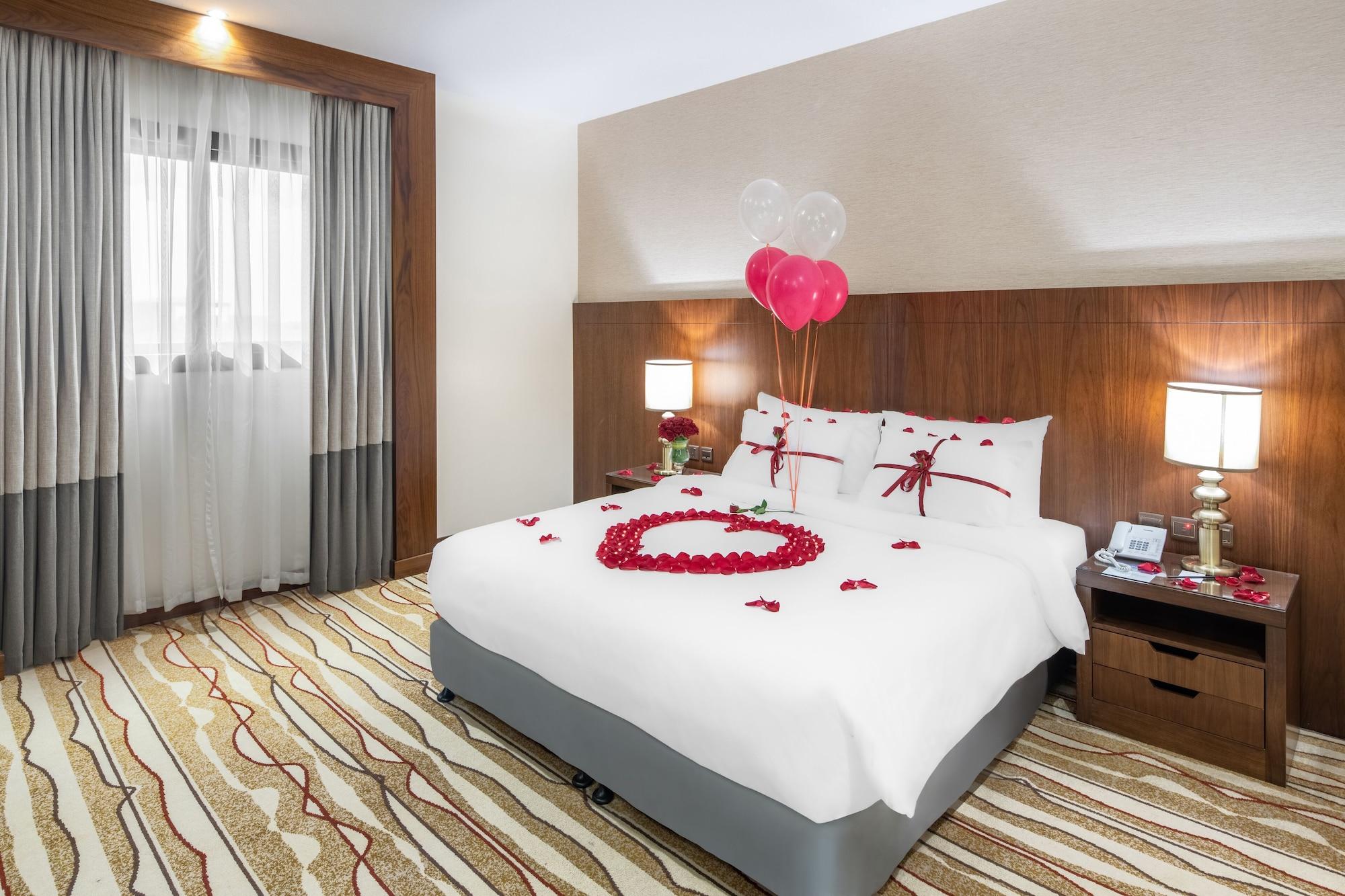 Radisson Blu Hotel, Бурайда Екстериор снимка